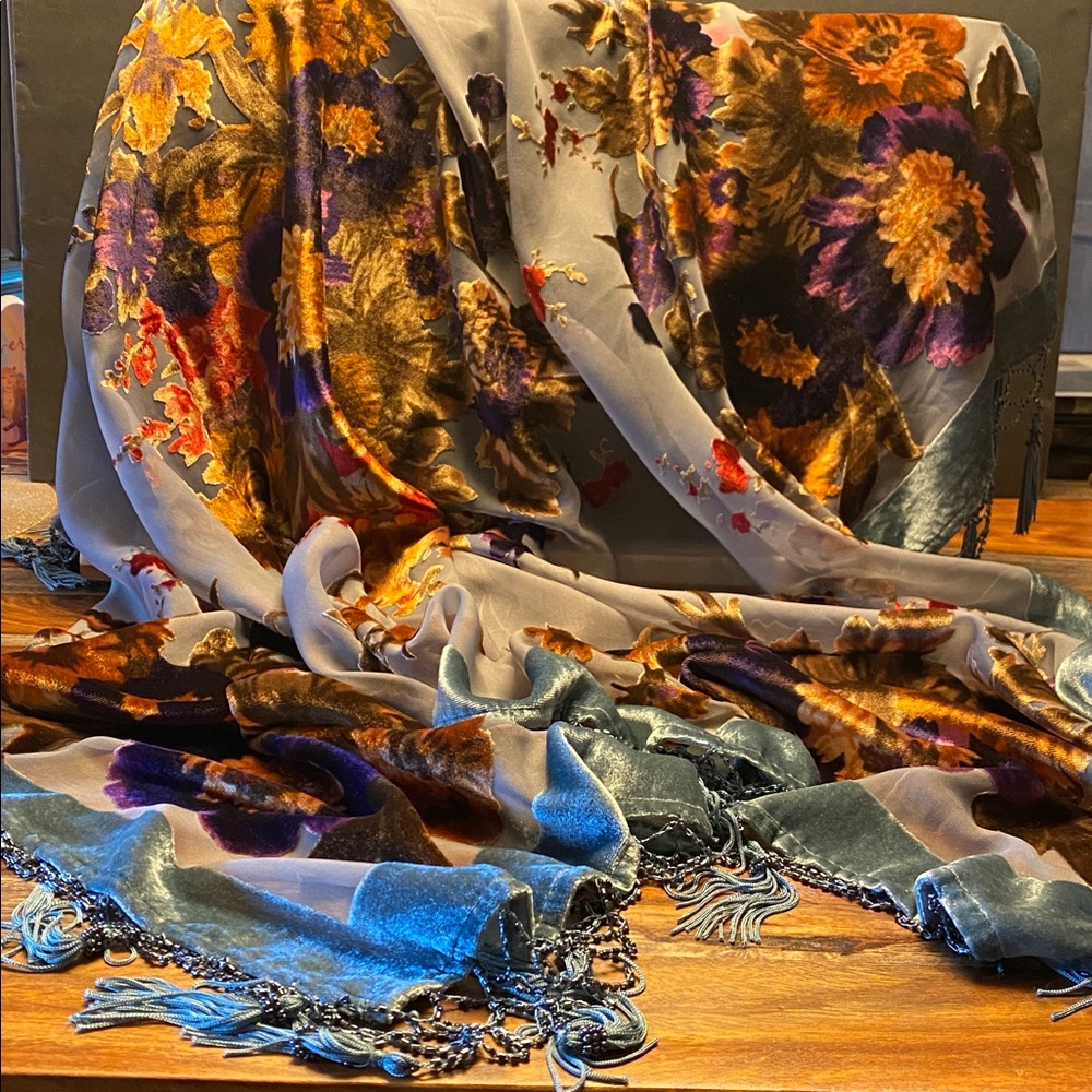 STUNNING BURNED VELVET “Johnny Was” style Scarf with Beaded Tassel detailing